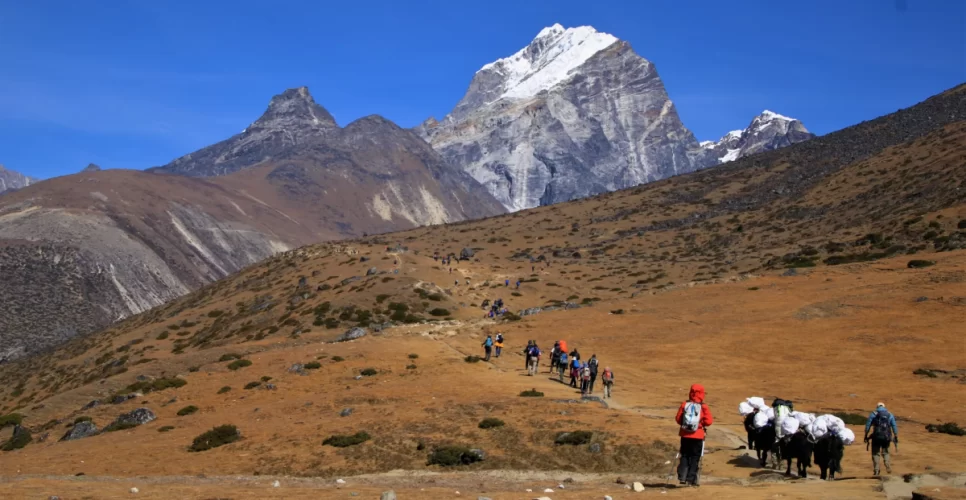 Lobuche East Peak Climbing with Everest Base Camp