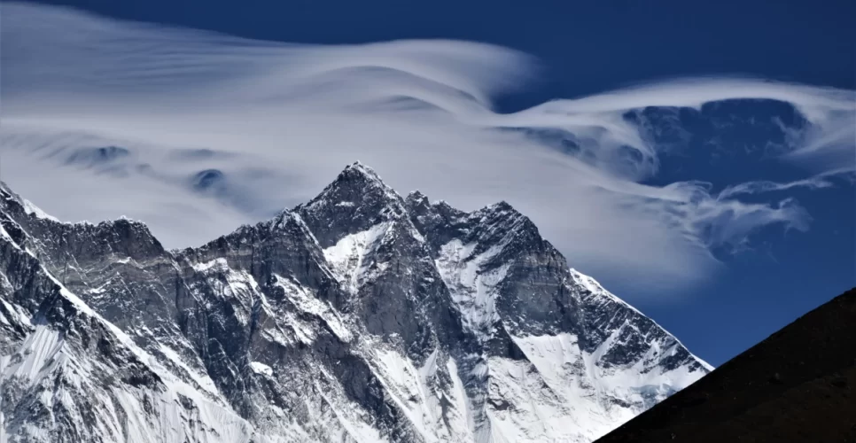 Everest base camp trek in March