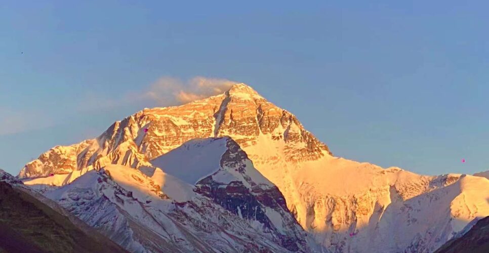 Mount Everest View In Tibet