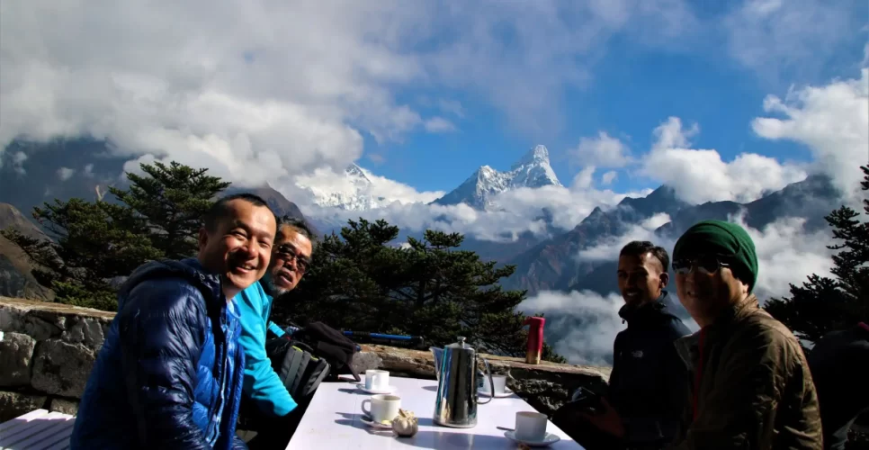 Sharing Everest Base camp Helicopter tour