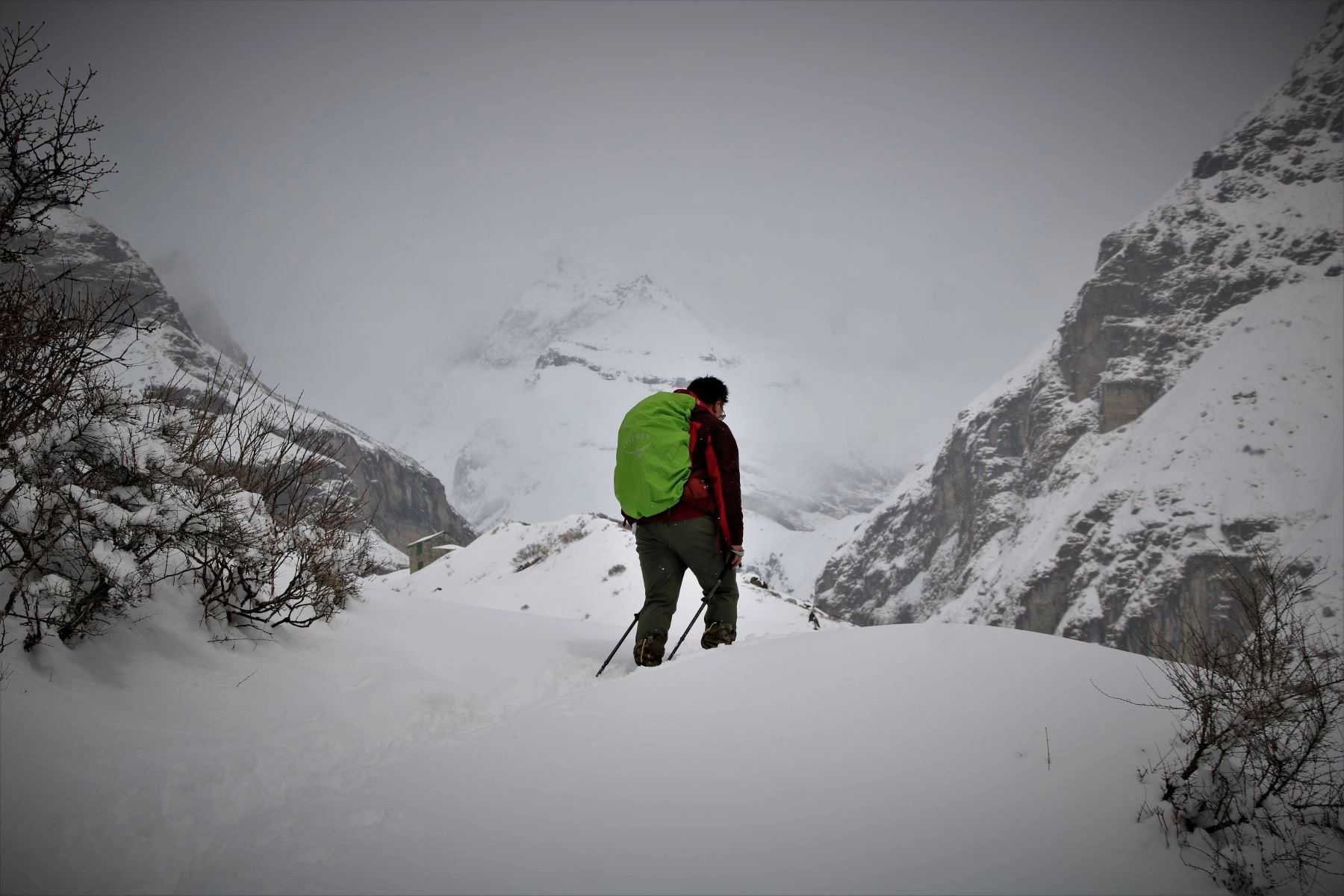 Short trekking trail in Nepal