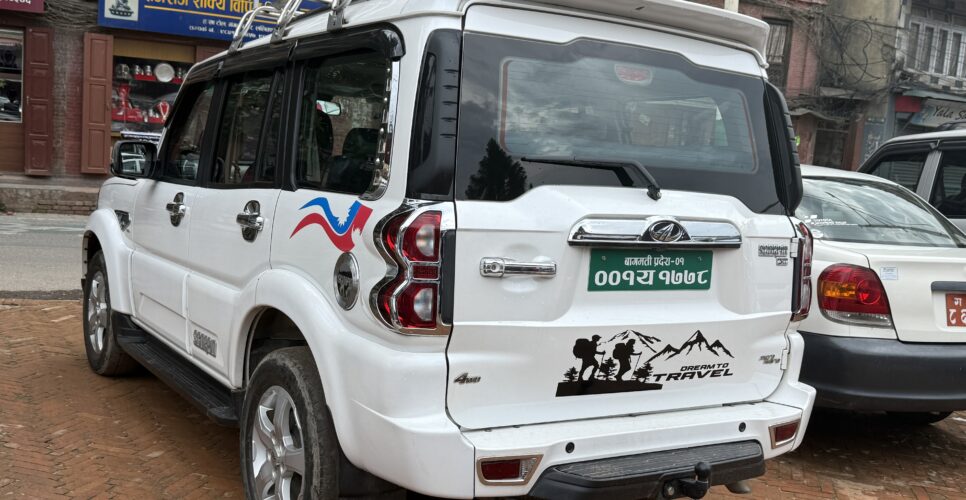 Manang 4 WD Jeep Tour