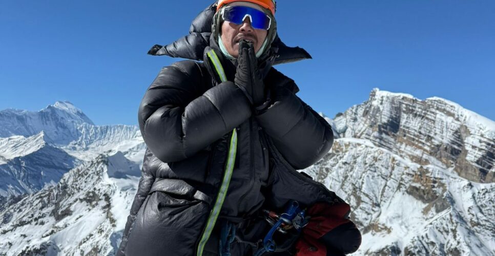 Chulu West Peak Expedition and Annapurna Circuit Trek